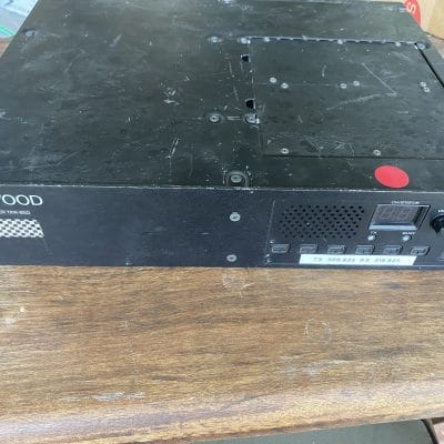 Kenwood TKR-850 UHF Repeater