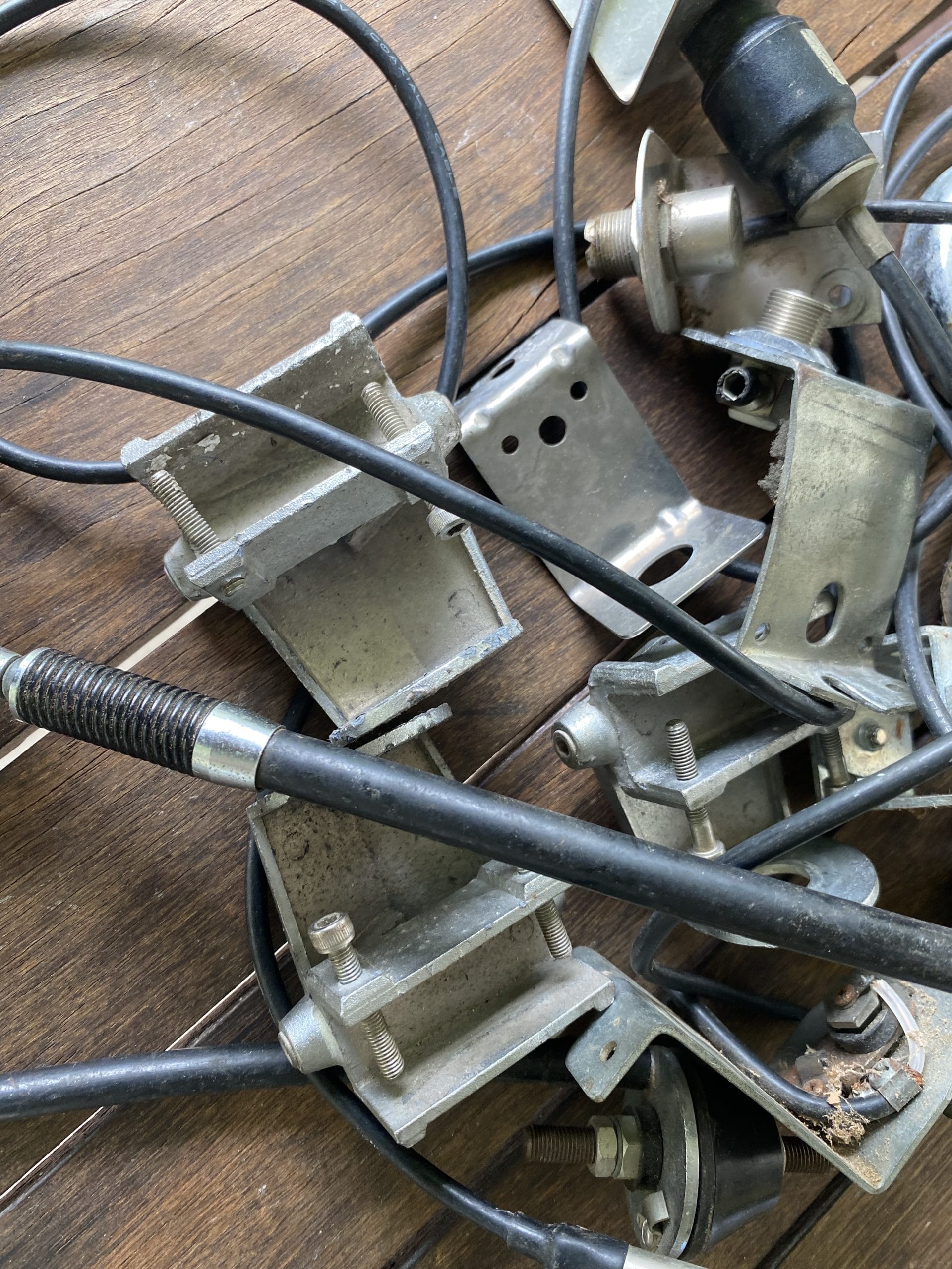 Antenna Bases / Magnetic Mounts - Image 3